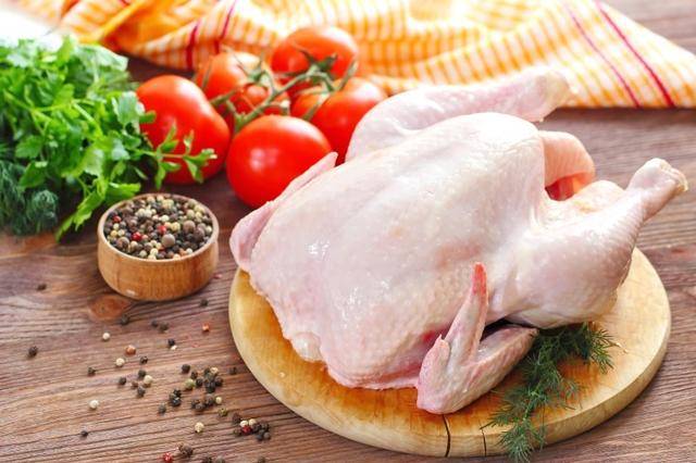 雞身上有3個部位不能多吃，多數人不知道，每天還在吃，要多注意